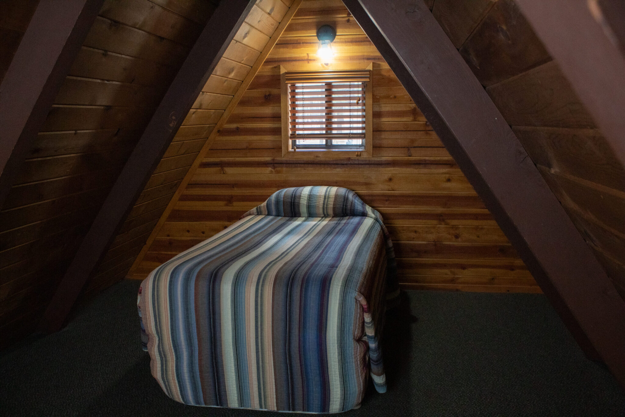 Cabin 8 Enclosed Loft
