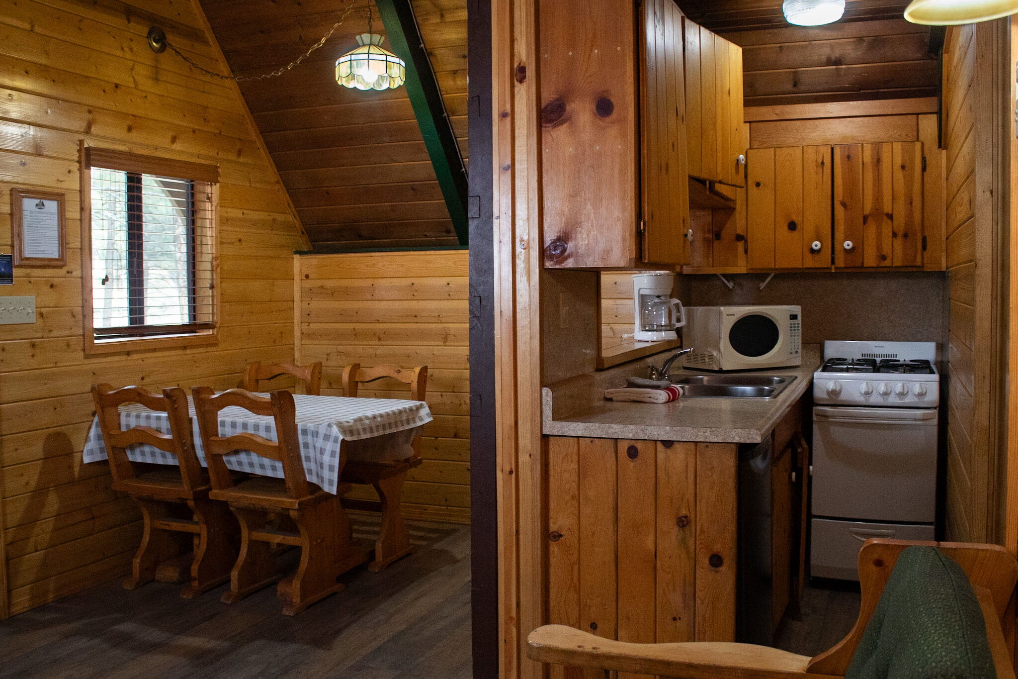 Cabin 12 Dining Room