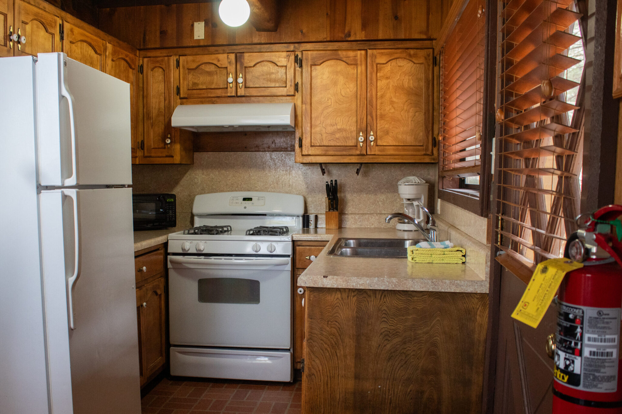 Cabin 16 Kitchen