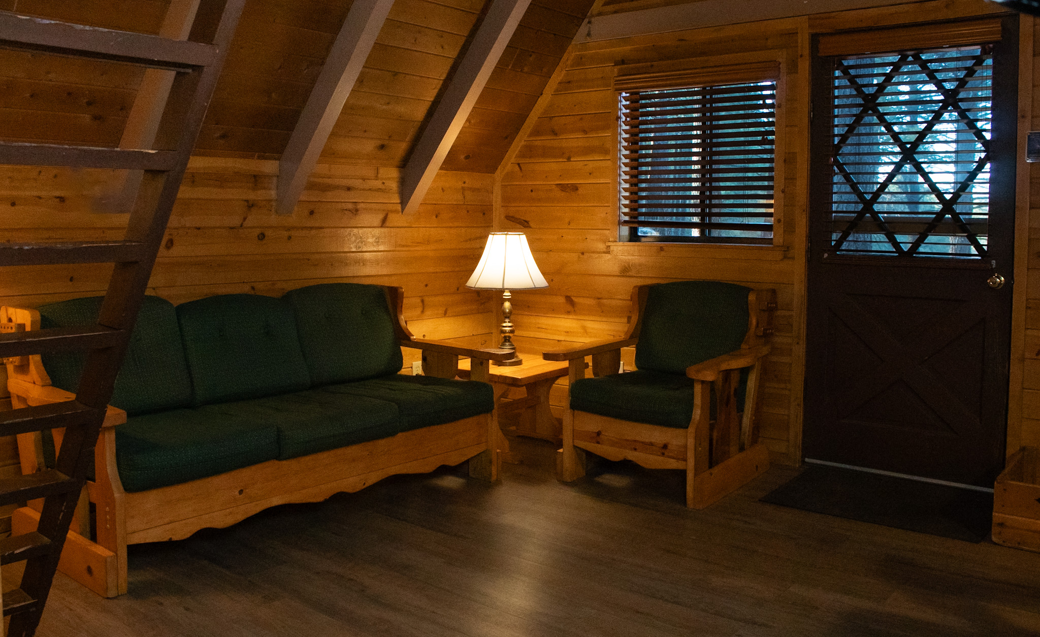 Cabin 7 Living Room
