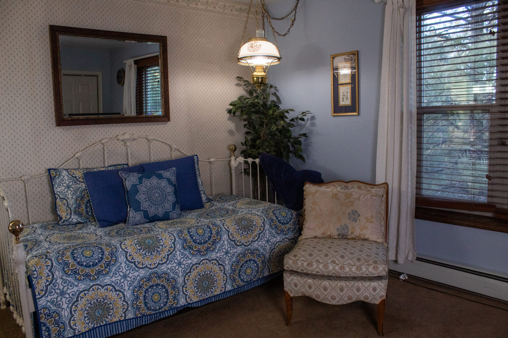 Suite 23 Trundle Bed